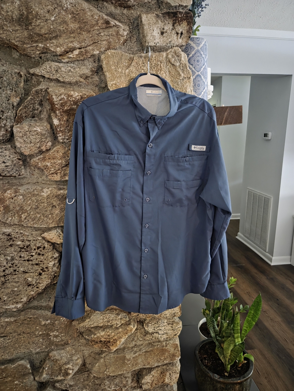 Columbia Men's Slate Blue Long-Sleeve Button-Down Outdoor Shirt
